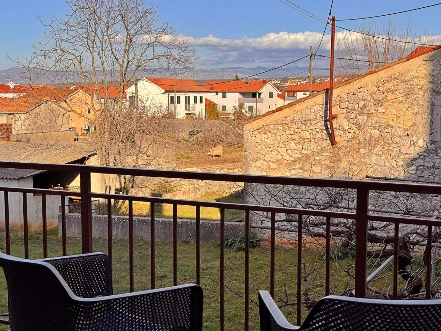 Apartments Katarina Малинска Экстерьер фото